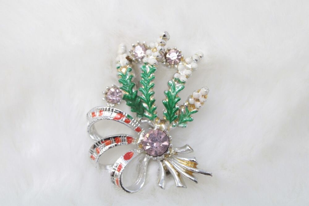 VTG Exquisite Lucky Heather Brooch Scottish Purple Rhinestone Enamel Floral Pin